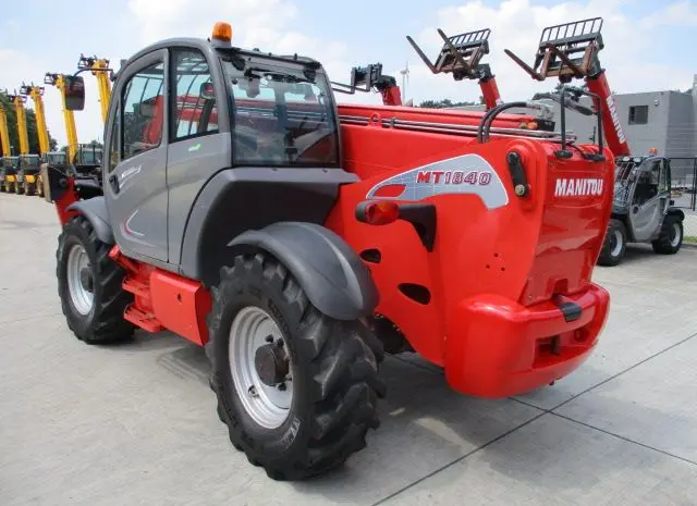 Телескопический погрузчик Manitou MT 1840. Спецтехника б/у- фото № 13