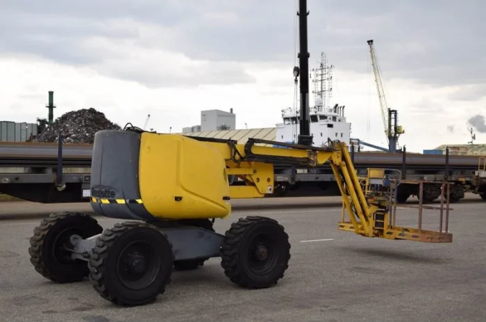 Коленчатый подъемник Haulotte HA16PXNT- фото № 4