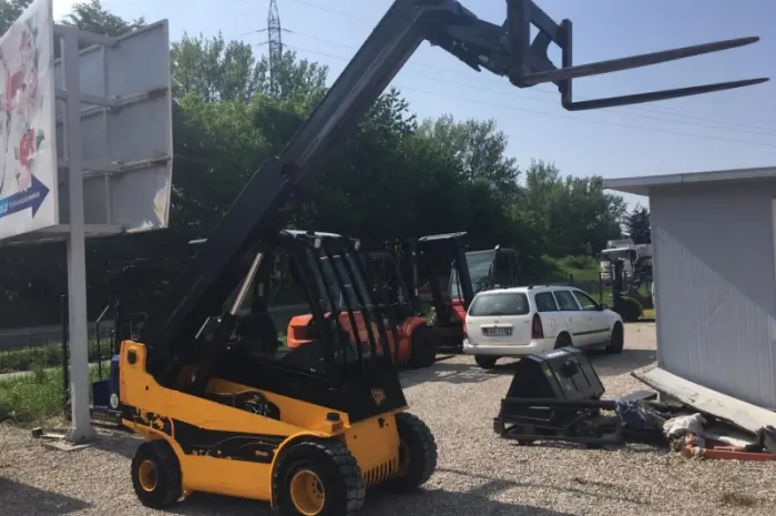 Газовий погрузчик JCB TLT25 G LPG- фото № 1
