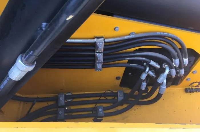Газовий погрузчик JCB TLT25 G LPG- фото № 4