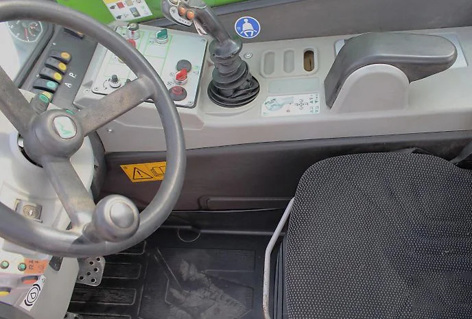 Продам Телескопічний навантажувач Merlo P32.6- фото № 7