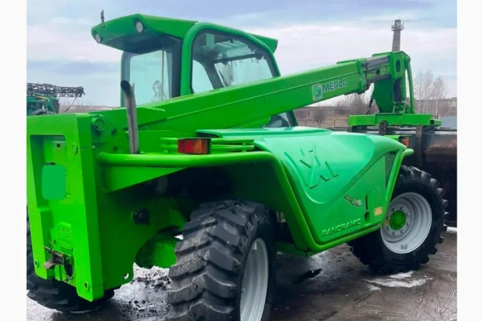 Телескопічний навантажувач MERLO P34.7 Plus- фото № 5