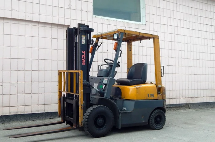 Вилочный погрузчик бу TCM FD15Z18- фото № 1