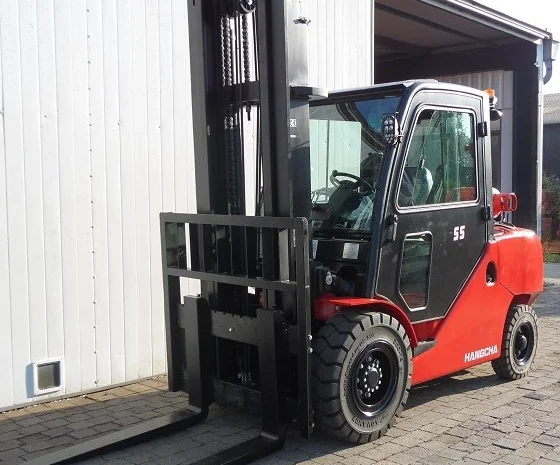 Навантажувач вилковий HC Hangcha 5.5т. 2019 року 131 мотогодин кабіна- фото № 1