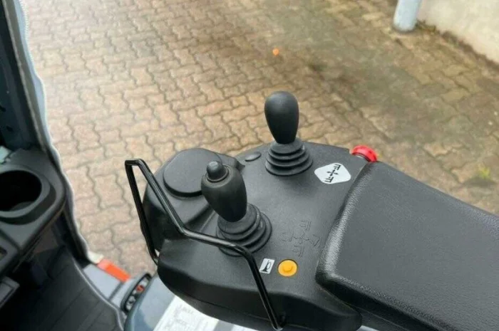 Електронавантажувач Toyota 8FBM16T акб 2024 року як НОВИЙ- фото № 6