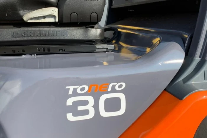 Вилочный погрузчик Toyota 3т., 2015 года с весами, вагонник- фото № 13