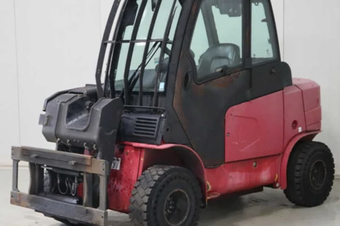 Навантажувач повнопривідний 3.5т. JCB TLT35D 4х4 з кабіною- фото № 2