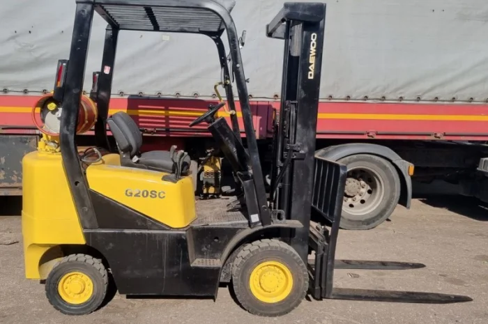 Вилочный погрузчик 2т. Daewoo вагонник в наличии газ- фото № 2