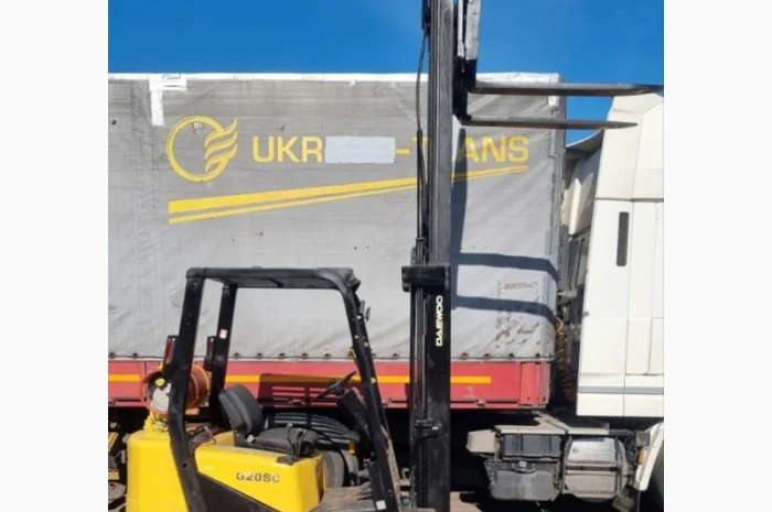 Вилочный погрузчик 2т. Daewoo вагонник в наличии газ- фото № 4