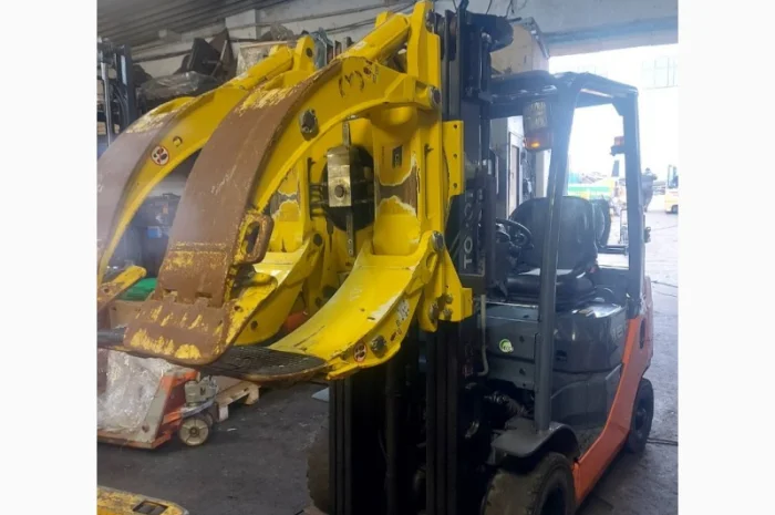 Захват для бумажных рулонов Cascade 22H-REP с ротатором к погрузчику- фото № 2