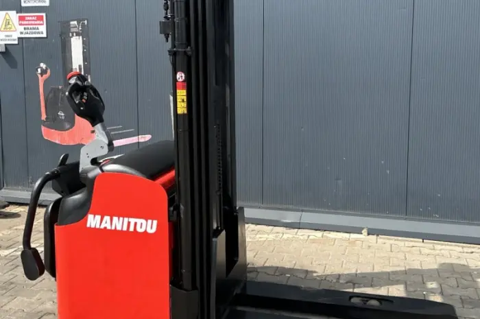 Электрический самоходный штабелер Manitou J16LITLL42SP 1132 ч. 2016г- фото № 2