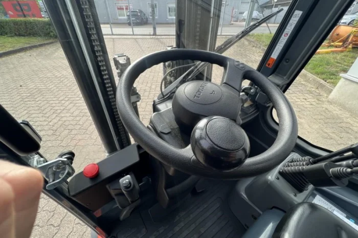 Электропогрузчик Toyota 7FBEST10 1680мч с новой АКБ 2023 года- фото № 5