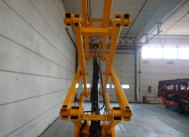 Ножничный подъемник Haulotte Compact 10N 2021 года 112 моточасов- фото № 6