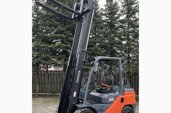Новый погрузчик кара 3.5т. газ/бензин Toyota 02-8FGJF35 2023 год- фото № 4
