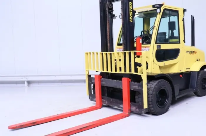 Вилочный погрузчик Hyster 7т. 2015 года кабина- фото № 1