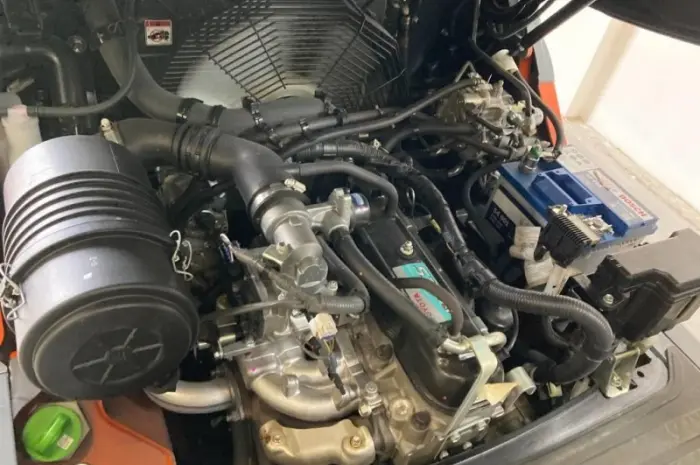 Погрузчик 1.5т. Toyota 02-8FGF15 70 моточасов состояние нового- фото № 3