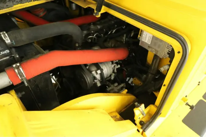 Дизельный погрузчик 8т. Hyundai 2014 года 7016 моточасов- фото № 4