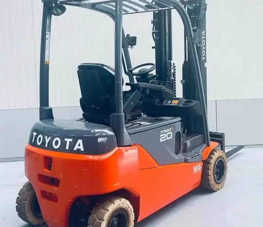 Вилковый погрузчик 2т. Toyota 8FBMT20T 2019 года с акб Li-ion- фото № 1