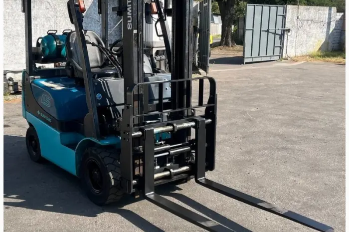 Вилочный погрузчик 1.5т. Sumitomo Япония с позиционером вил- фото № 1