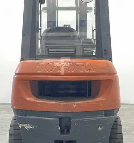 Вилочный погрузчик кара 3т. Дизель Toyota 62-7FGF30 с пантографом- фото № 7