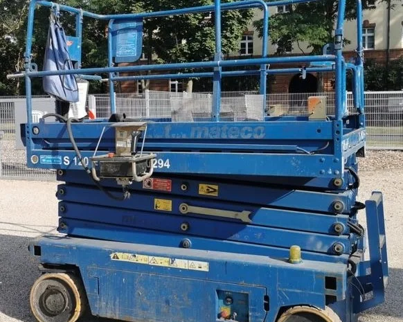 Ножичний підйомник Iteco IT 10122 2007 року 12 метрів робоча висота- фото № 4