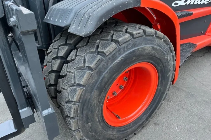 Дизельный погрузчик вилочный бу 6т. Linde H60D-03 4 метра подъем- фото № 7