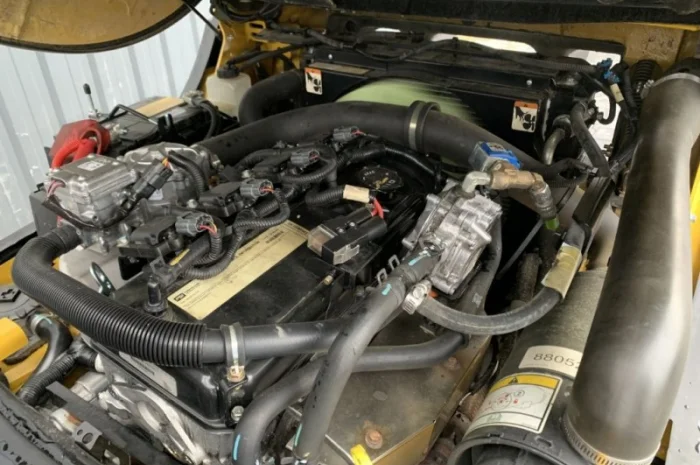 Вилочный погрузчик Yale GLP16VX 2018 года вагонник 2025 мм габарит- фото № 3