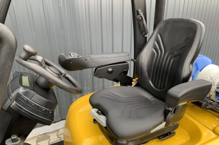 Вилочный погрузчик Yale GLP16VX 2018 года вагонник 2025 мм габарит- фото № 5