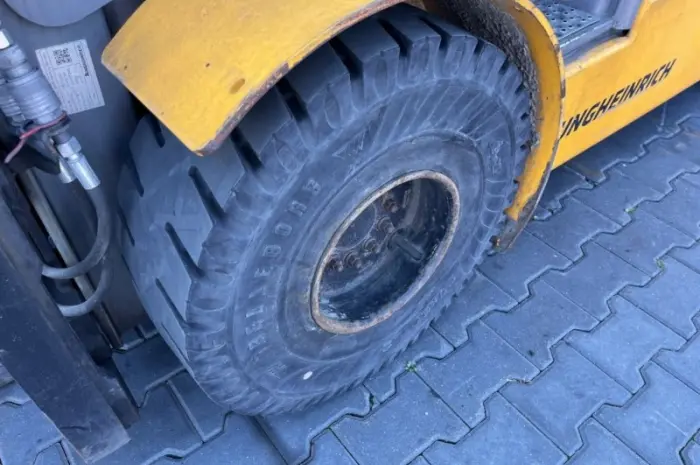 Вилочный погрузчик Jungheinrich TFG430s 2019 года кабина телескопические вилы- фото № 9