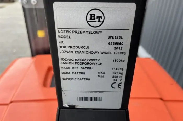 Поводковый штабелер BT SPE125L 4.5м. подъем акб 88% 1438 мг- фото № 4