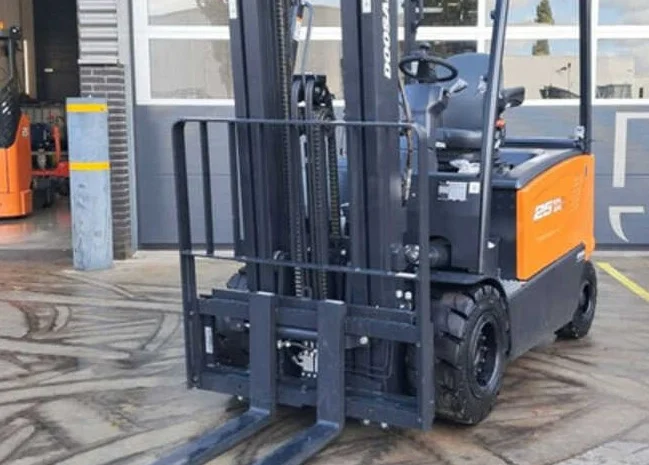 Новий електронавантажувач Doosan B25X-7 Plus (Корея) 2023р 4.7м- фото № 2