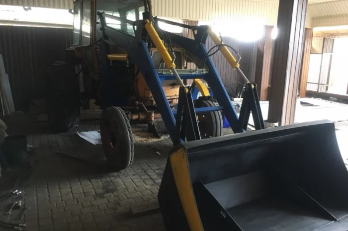 КУН Фронтальный погрузчик M-Technic4500 (навантажувач фронтальний)- фото № 3