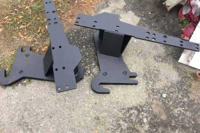 Кун. быстросъёмный погрузчик "М-Техник1600" (швидкоз`ємний навантажувач)- фото № 10