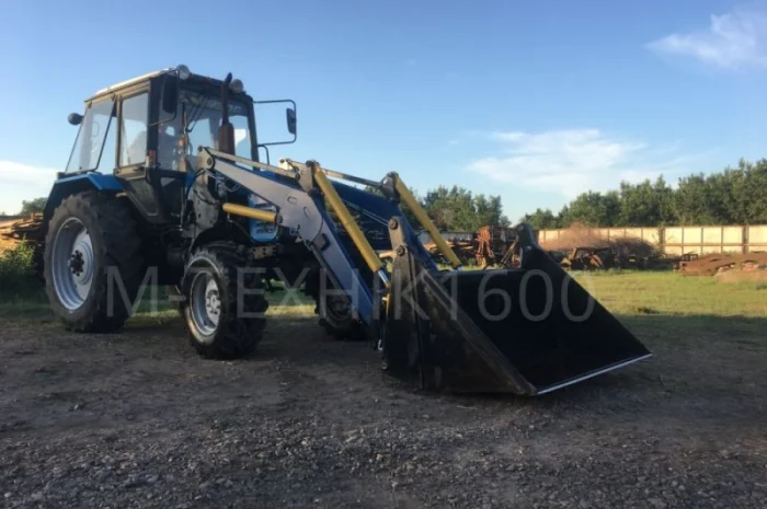 Погрузчик фронтальный быстросъемный М-Техник1600- фото № 8