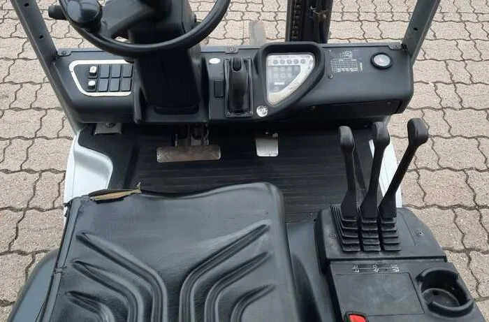 Навантажувач дизельний 2т. Still RC40-20, 470 мотогодин, демонстраційний зразок- фото № 3