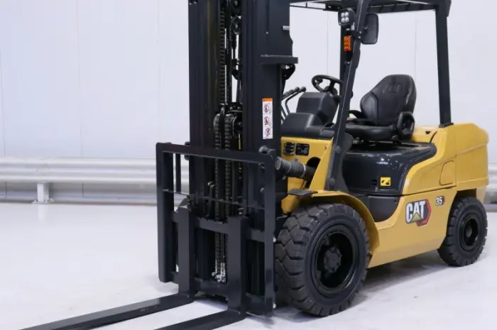 Дизельний навантажувач 3.5т. НОВИЙ кара Caterpillar DP35NT вагонник- фото № 1
