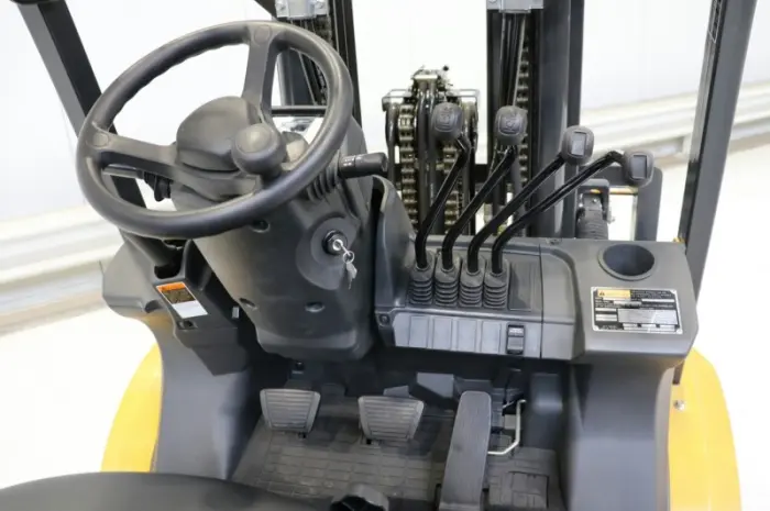 Дизельний навантажувач 3.5т. НОВИЙ кара Caterpillar DP35NT вагонник- фото № 3