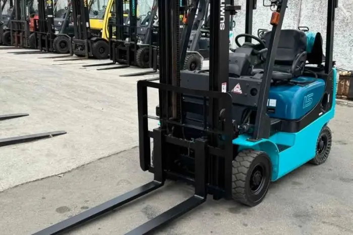 Вилочный погрузчик 1.5т. газ/бензин Sumitomo кара в наличии- фото № 2