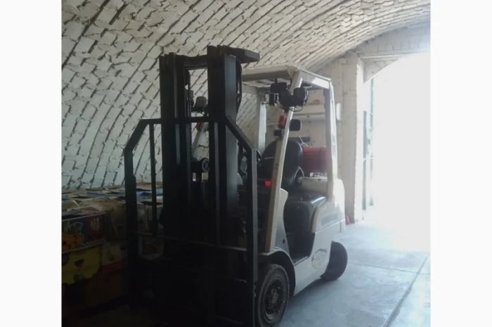 Навантажувач UNICARRIERS- фото № 2