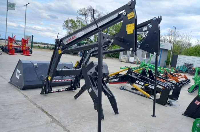 Навантажувач фронтальний Metal-Fach T229/2- фото № 2