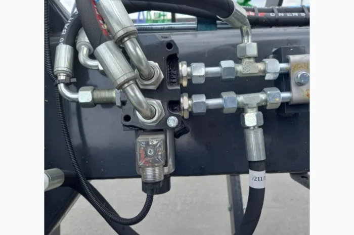 Навантажувач фронтальний Metal-Fach T229/2- фото № 5