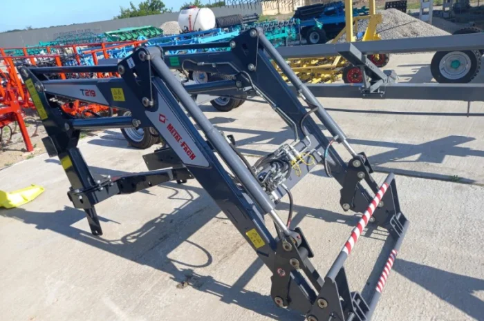 Навантажувач фронтальний T219/2- фото № 1