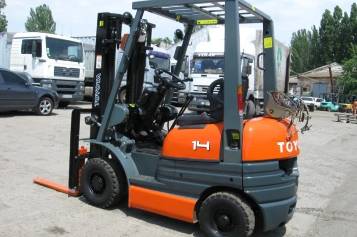 Вилочный погрузчик Toyota 6FG18 на 1.35 тонн- фото № 5