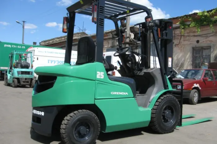 Дизельный погрузчик Mitsubishi KFD25T-F18C на 2.5 тонны- фото № 2