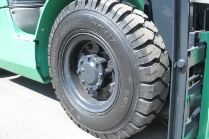 Дизельный погрузчик Mitsubishi KFD25T-F18C на 2.5 тонны- фото № 10