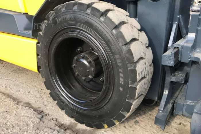 Вилочный погрузчик Sumitomo на 3 тонны с боковым смещением- фото № 9