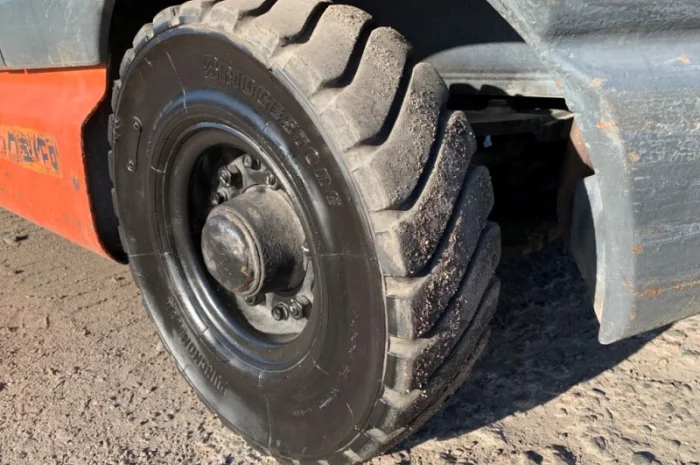 Вилочный автопогрузчик/автонавантажувач Toyota 6FG14 с тройной мачтой на 5 метров- фото № 8