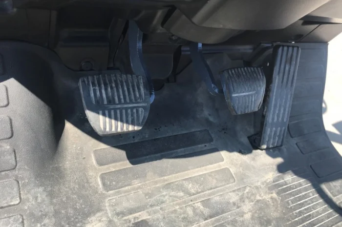 Вилочный погрузчик Toyota с автоматической коробкой передач- фото № 10