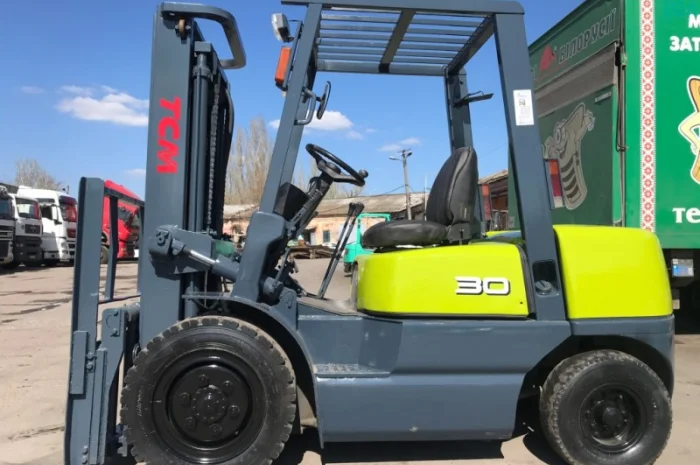 Вилочный дизельный автопогрузчик ТСМ с боковым смещением- фото № 6