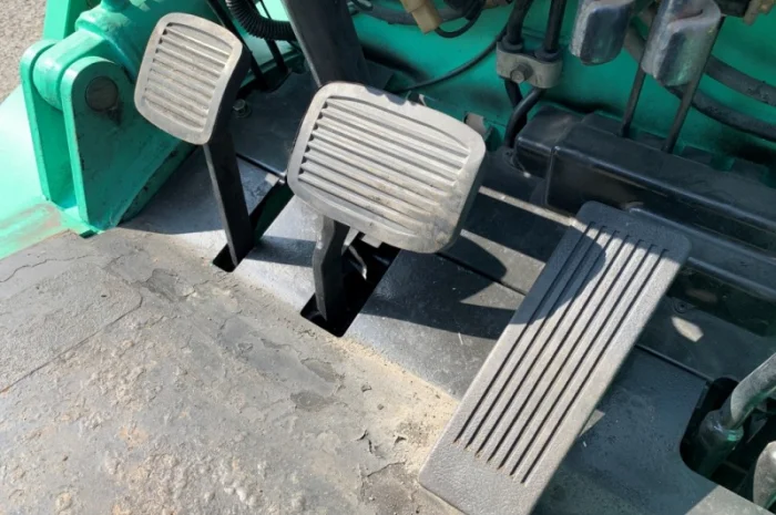 Вилочный автопогрузчик/автонавантажувач Mitsubishi на 2 тонны- фото № 8